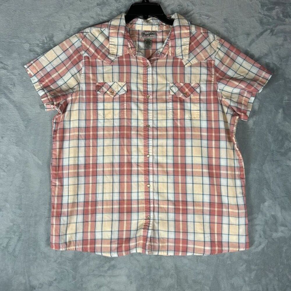Women's Wrangler Retro Western Plaid Pearl Snap Shirt